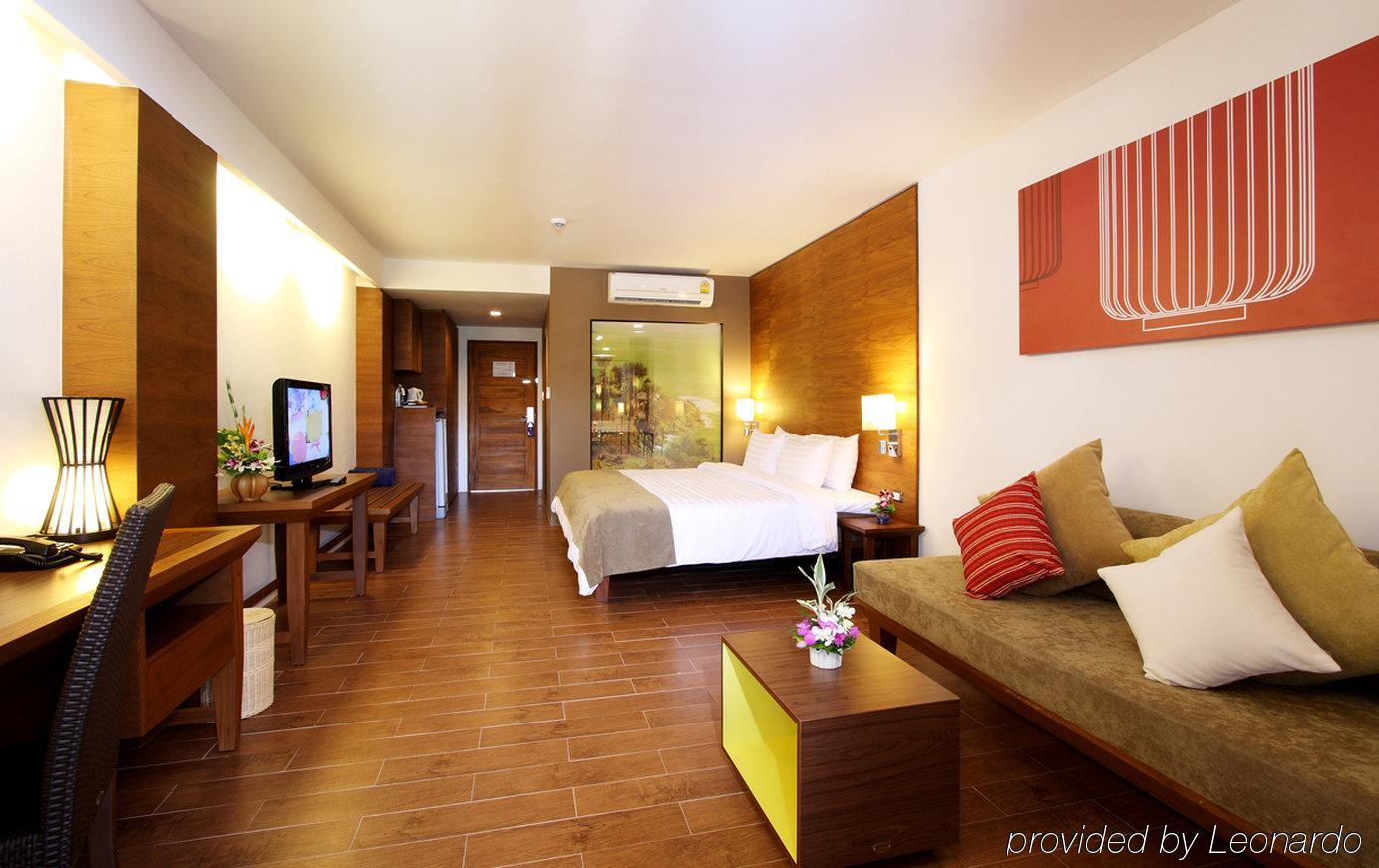 Kamala Beach Inn Phuket Eksteriør bilde