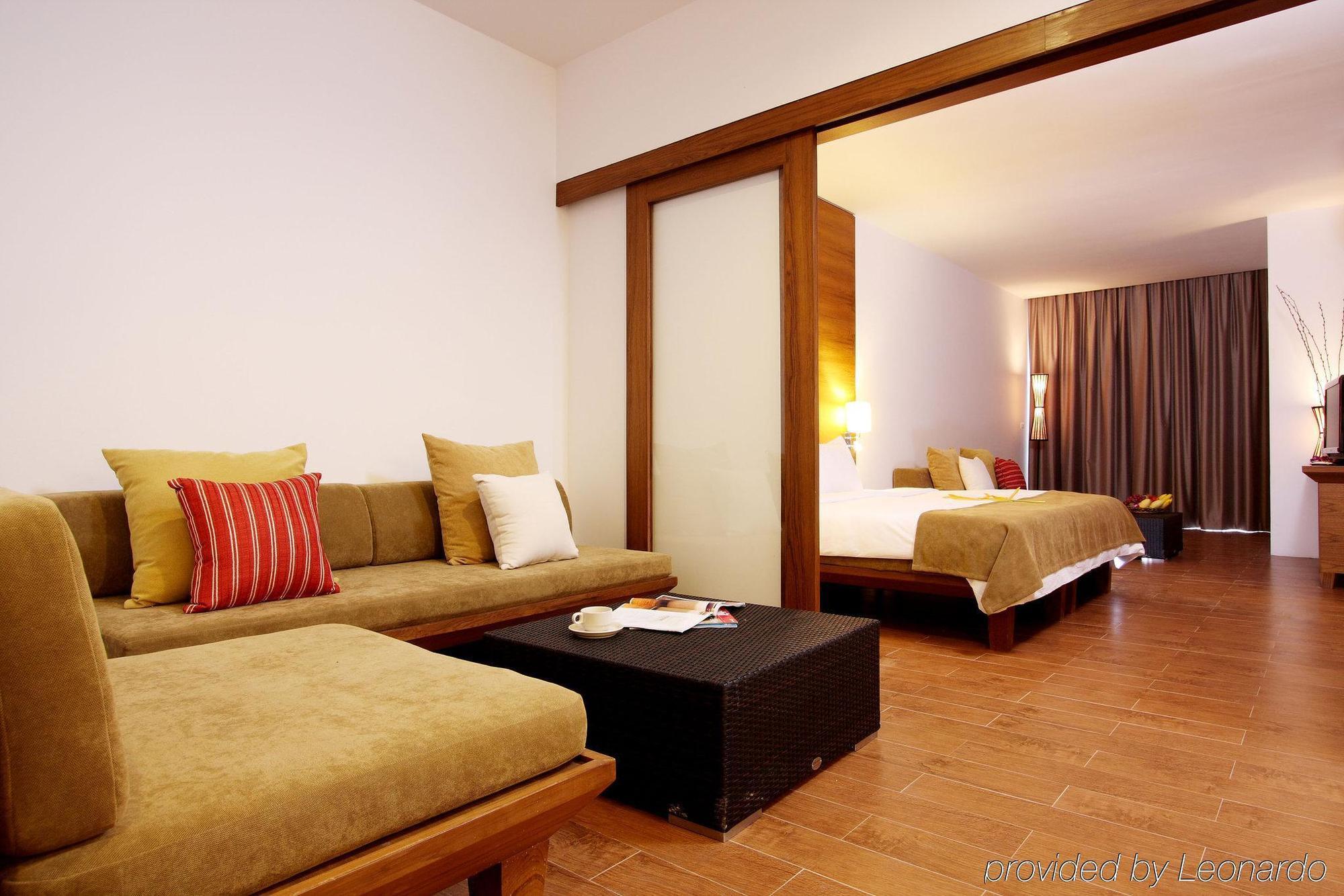 Kamala Beach Inn Phuket Eksteriør bilde