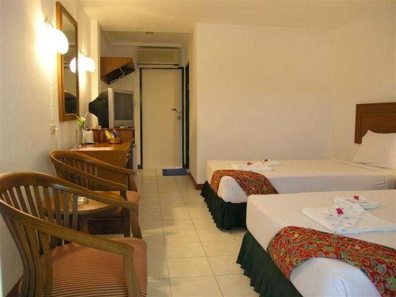 Kamala Beach Inn Phuket Eksteriør bilde